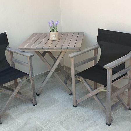 Ferienwohnung Chriselia 1 Nea Roda Exterior foto