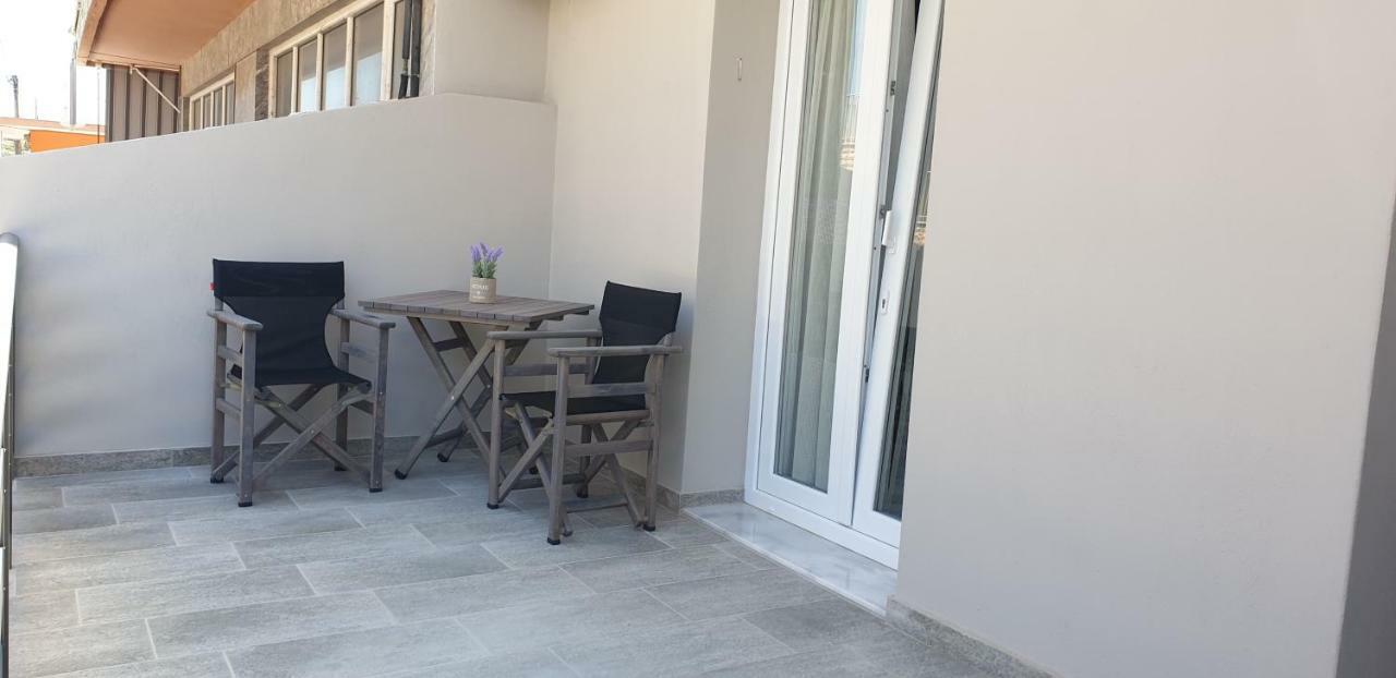 Ferienwohnung Chriselia 1 Nea Roda Exterior foto